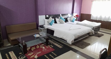 Grand Hotel Vinayak Room Type - Luxury room