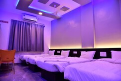 Hotel President Palace Lodging And Boarding