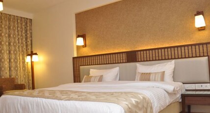 The Silverador Resort Club Room Type - Emerald Room