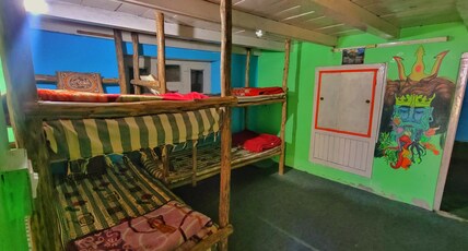 Trippyfly Homestay Room Type - Vintage Bunker
