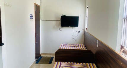CITY LODGE Room Type - Budget Friendly Room (212)