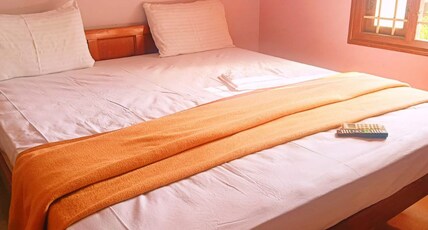 VIJAY INN Room Type - STANDARD DOUBLE ROOM