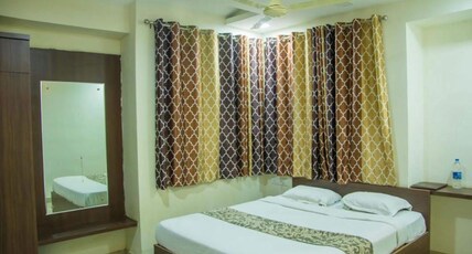 Hotel Ecotel Room Type - Deluxe Room