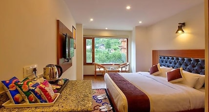 Maxwell Stays Manali - Mountain View Room Type - Premium Room with balcony