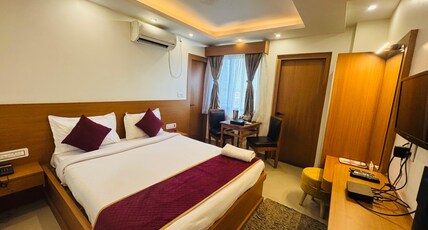 Hotel Vaishnavi Heights Room Type - Superior Room