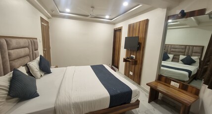 HOTEL ROYAL GRAND Room Type - SILVER ROOM KING BED ROOM HOTEL ROYAL GRAND Room Type - SILVER ROOM KING BED ROOM