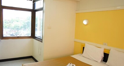 Yes Kaosan Room Type - Double room with private bathroom