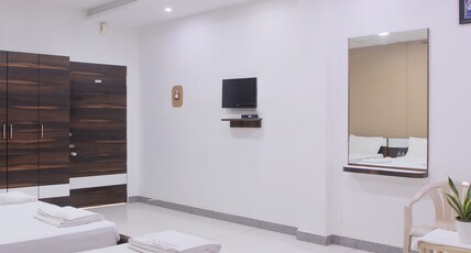 SAI RESIDENCY Room Type - Family AC Room