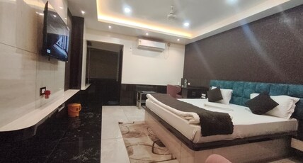 Hotel Draupadi Room Type - Super Executive Deluxe Room Hotel Draupadi Room Type - Super Executive Deluxe Room
