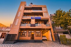 FabHotel Tejasvi - Near Birla Mandir
