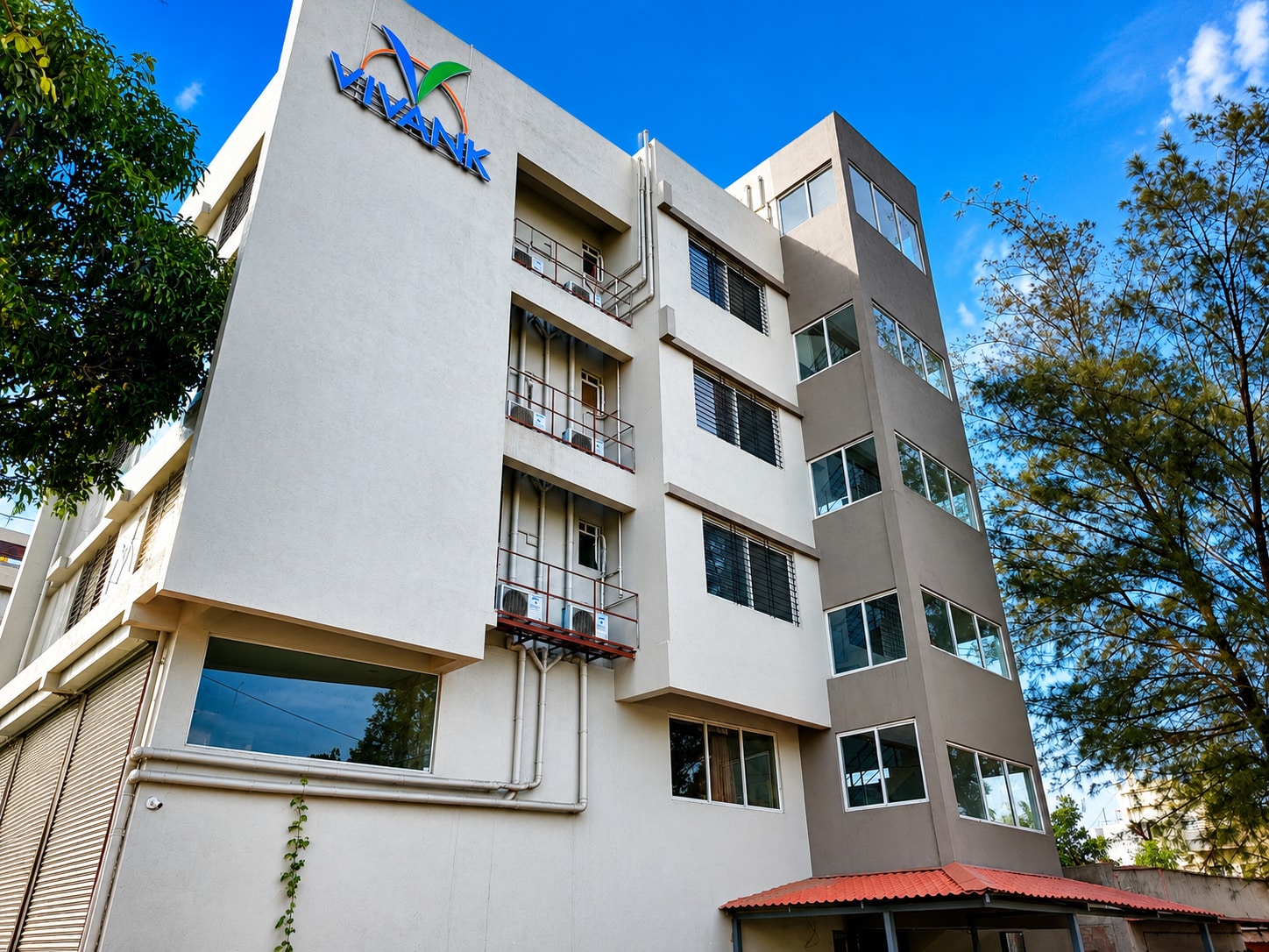 Hotel Vivank Kolhapur - Tap to explore photos
