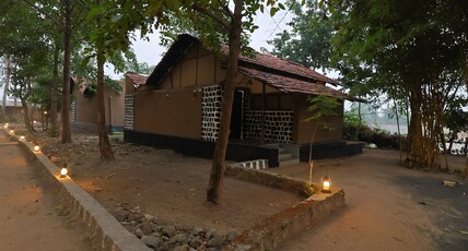 Spree Maati Jungle Resort Room Type - Cottage with Private Pool