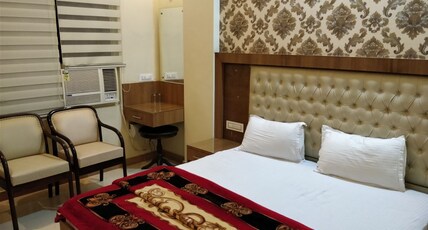 Laziz Hotel & Restaurant Room Type - Super Deluxe Room