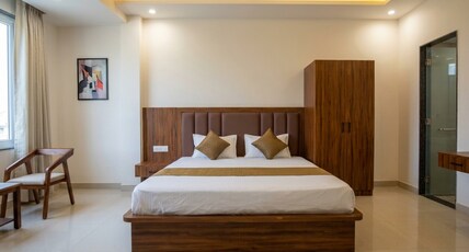 Hotel Shree Krishnam, Kota Room Type - Deluxe Room
