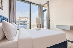 STAY BY LATINEM Luxury 1BR Holiday Home CC 715 Near Burj Khalifa