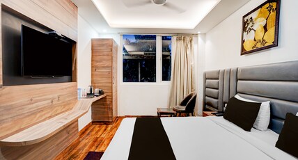 OYO Townhouse Prayagraj Central Bus Terminal Formerly Hotel Four View Room Type - Deluxe