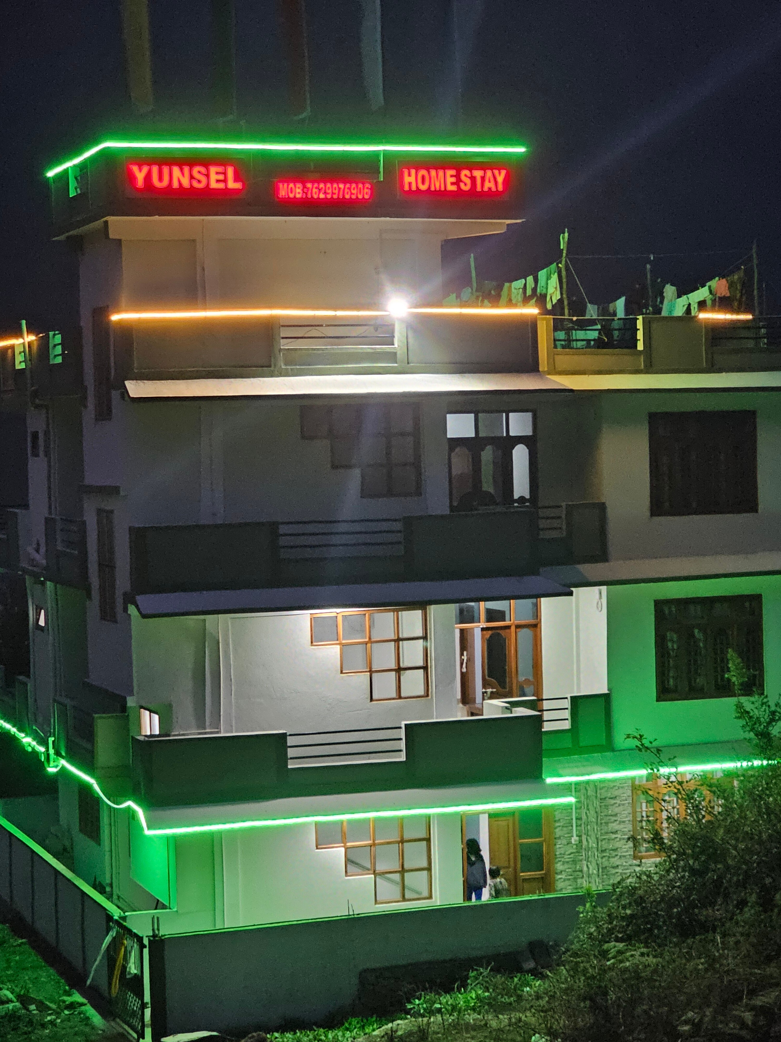 YUNSEL HOMESTAY - Tap to explore photos