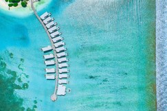 Holiday Inn Resort Kandooma Maldives