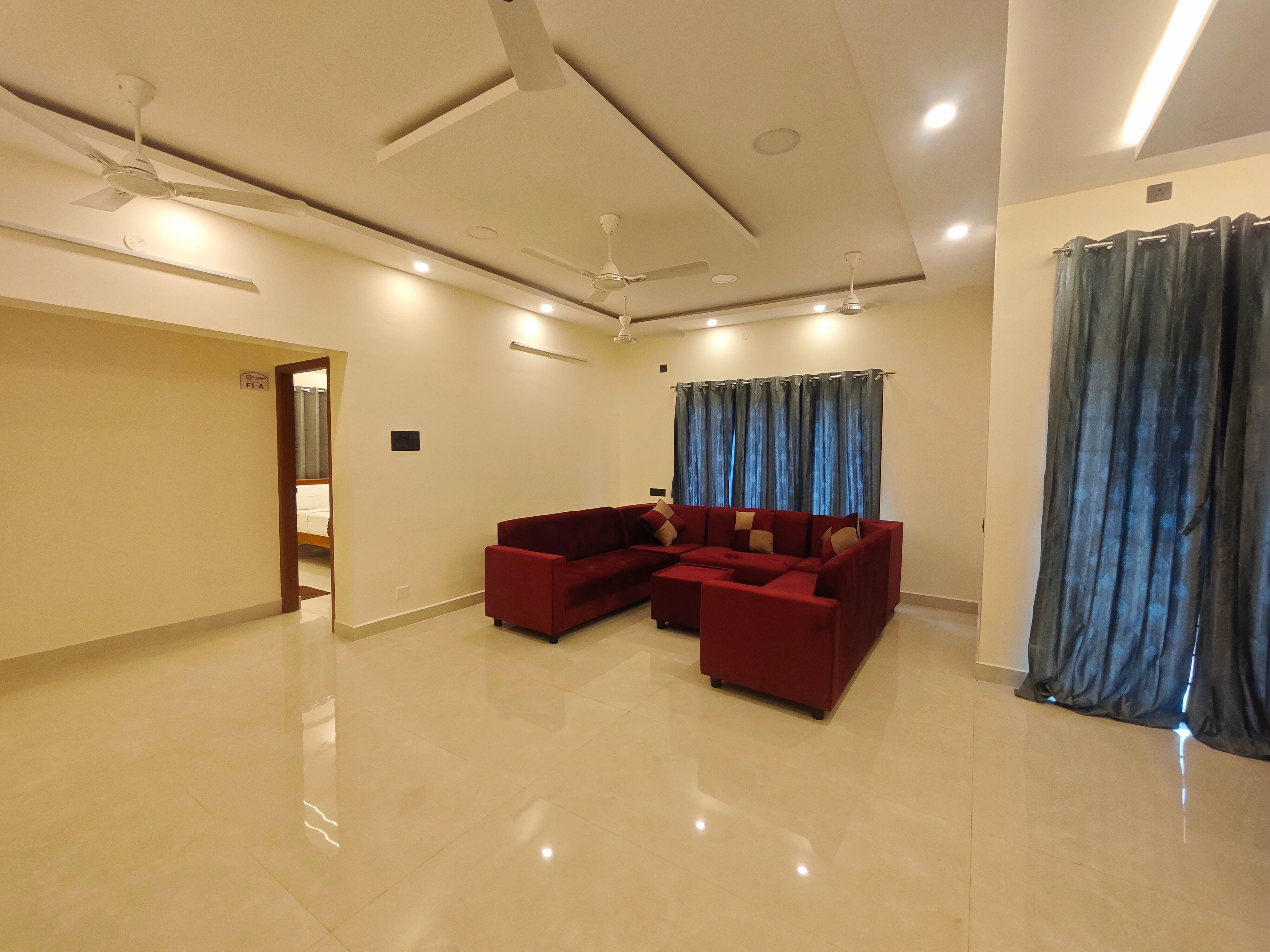 Smart Home Service Apartment by Stayz Royale - Porur - Tap to explore photos