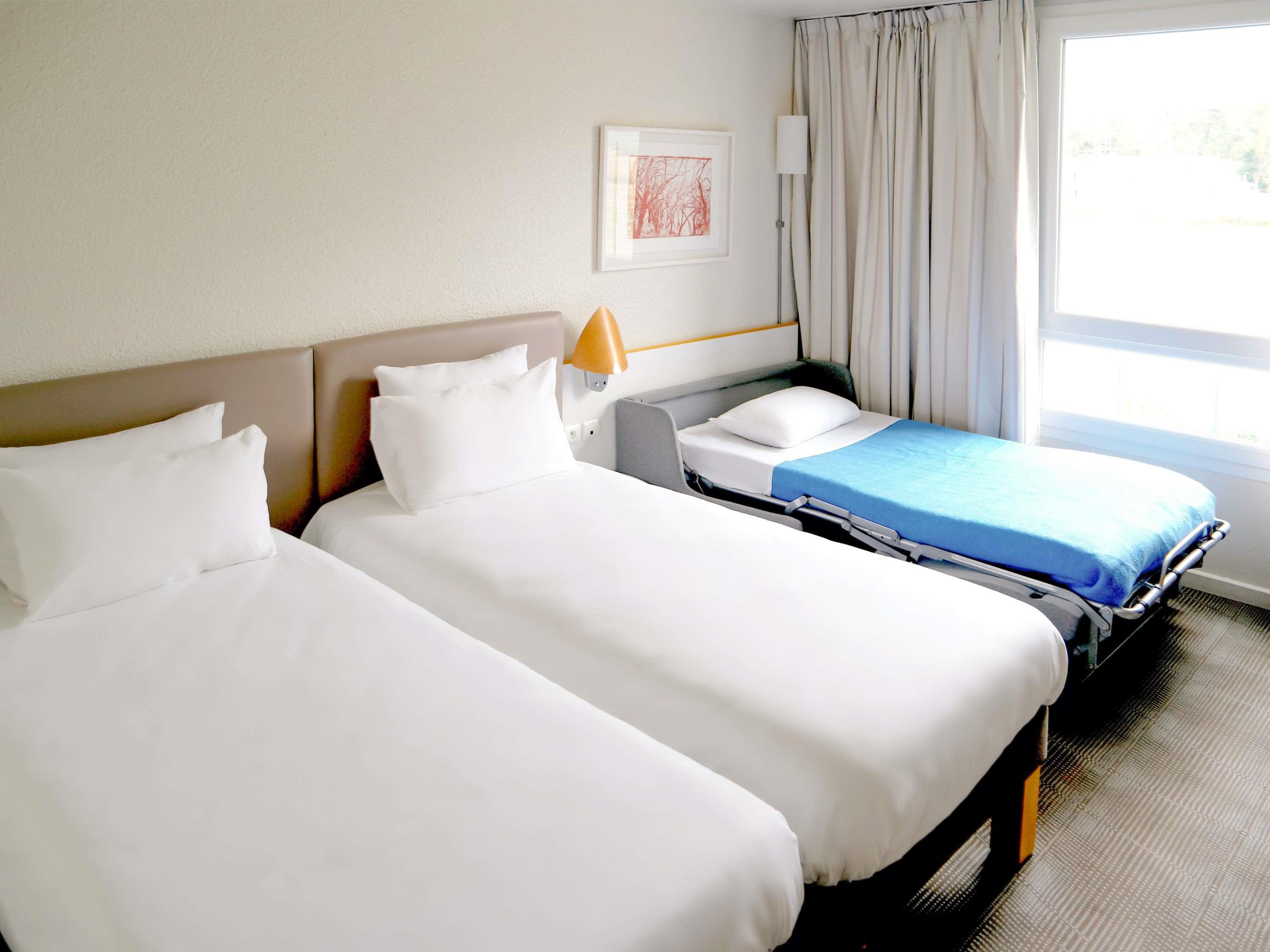 Novotel Grenoble Nord Voreppe - Tap to explore photos