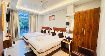 ZQ Royal Palace Room Type - Premium for Bed Family Ac room