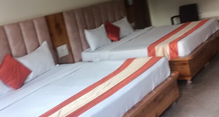 Shivansh Inn Resort Room Type - Superior Family Room with Two washroom Shivansh Inn Resort Room Type - Superior Family Room with Two washroom
