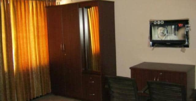 Hotel Sakthi Dharapuram (50kms from Tirupur) - Tap to explore photos