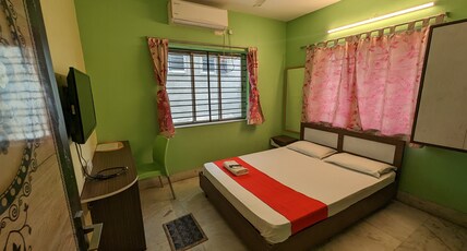 Lake Palace - Near TCS Gitobitan Room Type - Standard Room