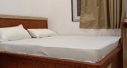 MANDAKINI PALACE Room Type - Standard Room