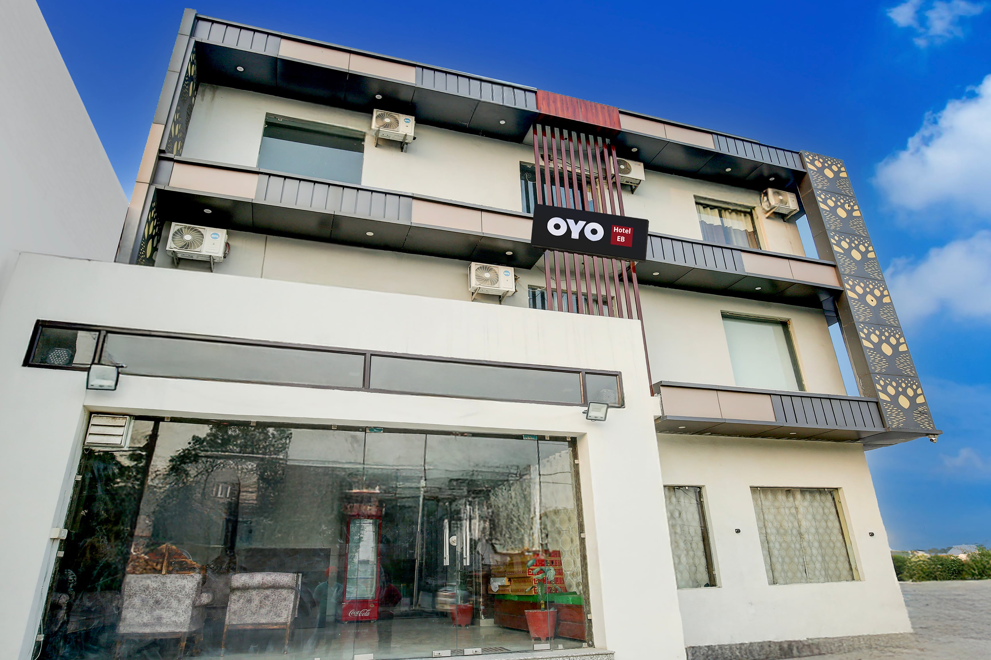 Hotel O EB Hotel - Tap to explore photos