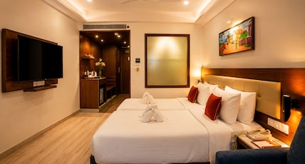 Sobit Sarovar Portico Room Type - Deluxe Twin Room with Balcony