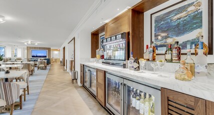 InterContinental MIAMI Room Type - 1 King Classic Club Lounge Access Skyline View