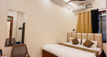 Shivam Palace Room Type - Super Deluxe 105