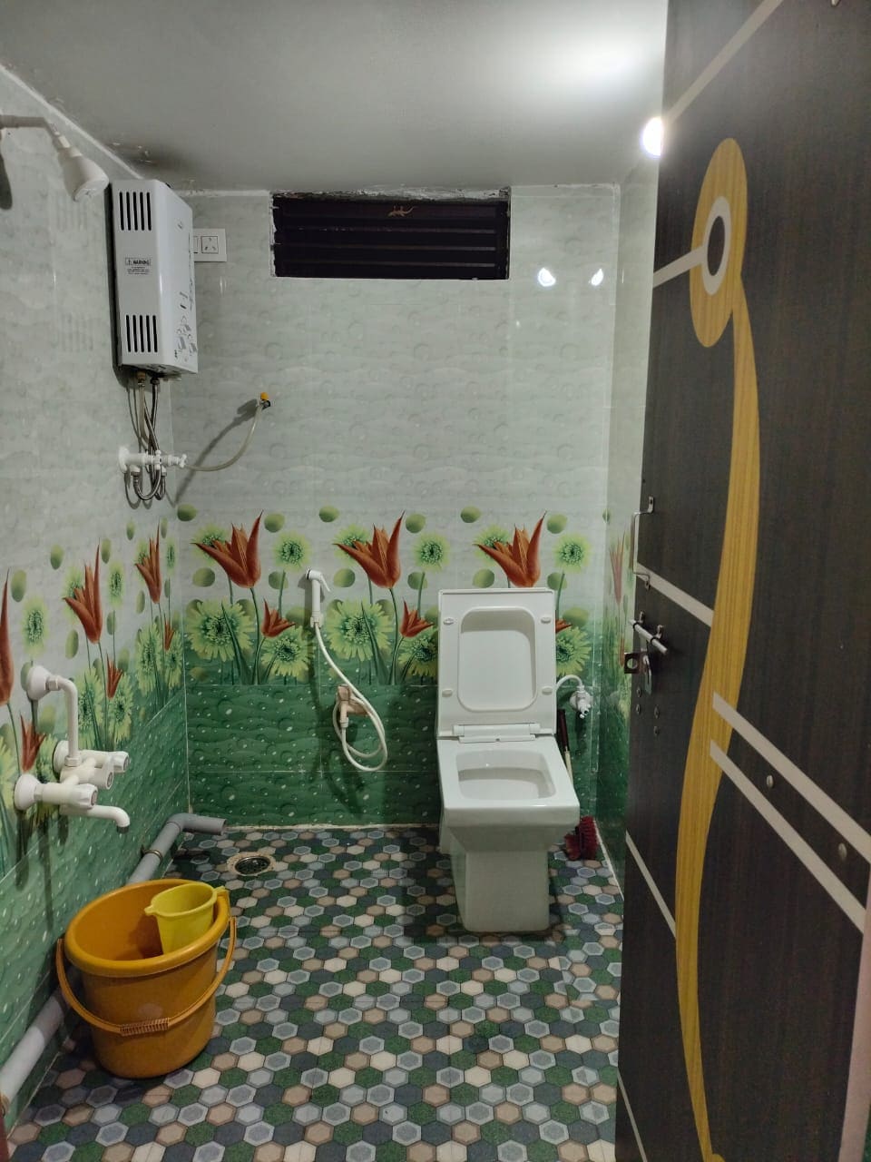 New Pavan Guest House Hampi - Tap to explore photos