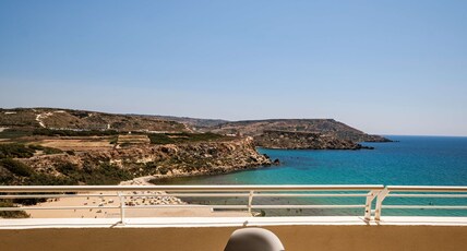 Radisson Blu Resort & Spa, Malta Golden Sands Room Type - Suite - Sea View