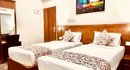 Krishna's Inn Room Type - Premier Twin Room