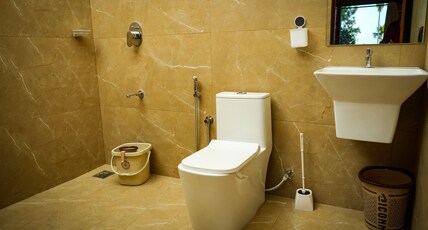 Athidhi Comfort E Premium Hostel Bed & Breakfast Room Type - Bedroom C1