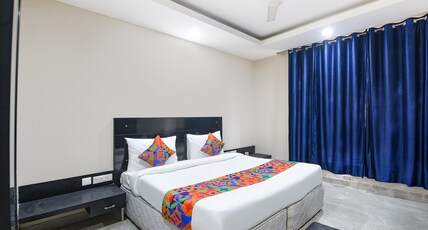 FabHotel Giriraj Hospitality Room Type - Premium Room
