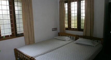 Prems Homestay, Fort Kochi Room Type - (H2,H3)-6 Bedded Non AC Cottage 