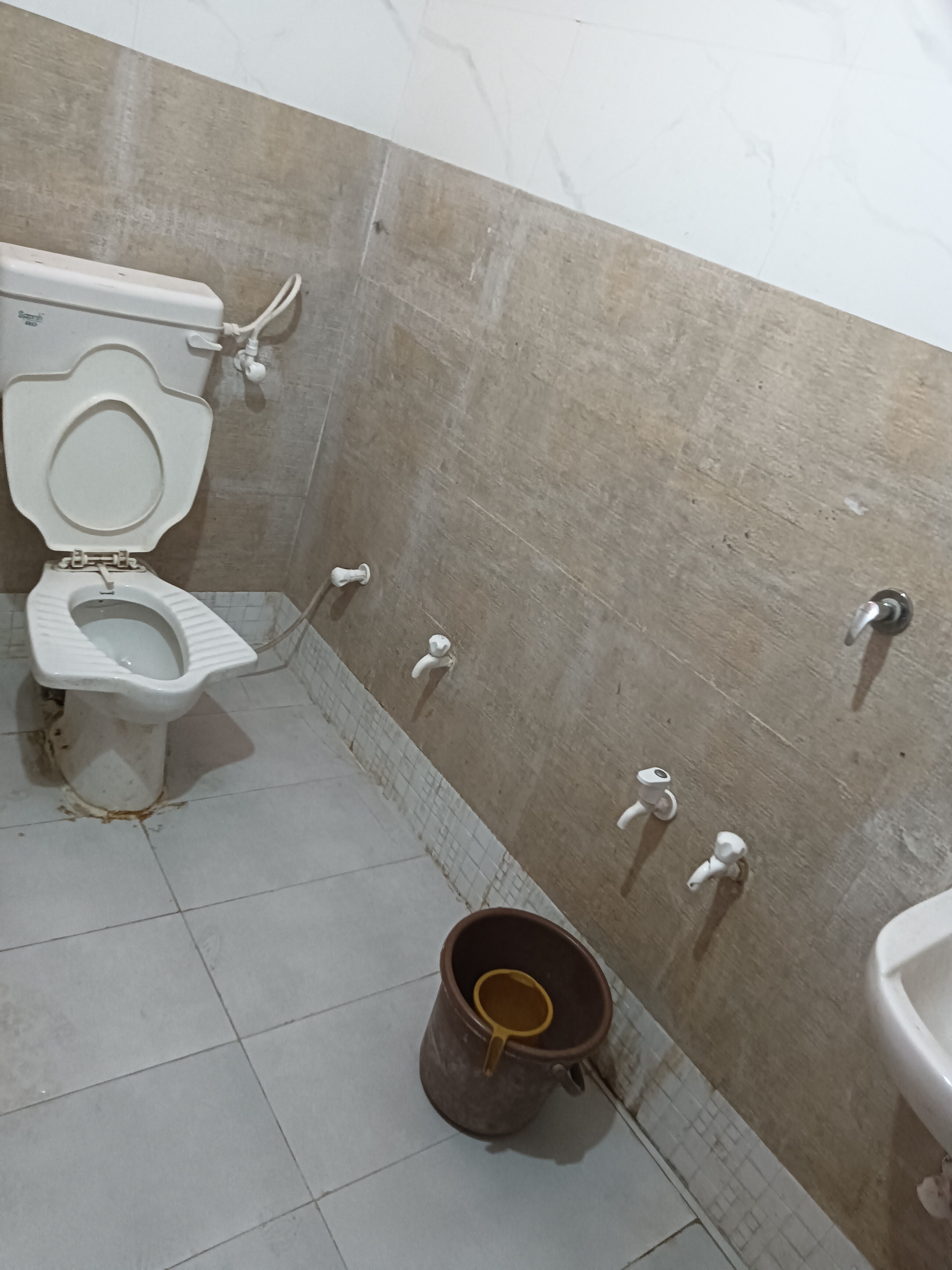 Mayur bavan - Tap to explore photos