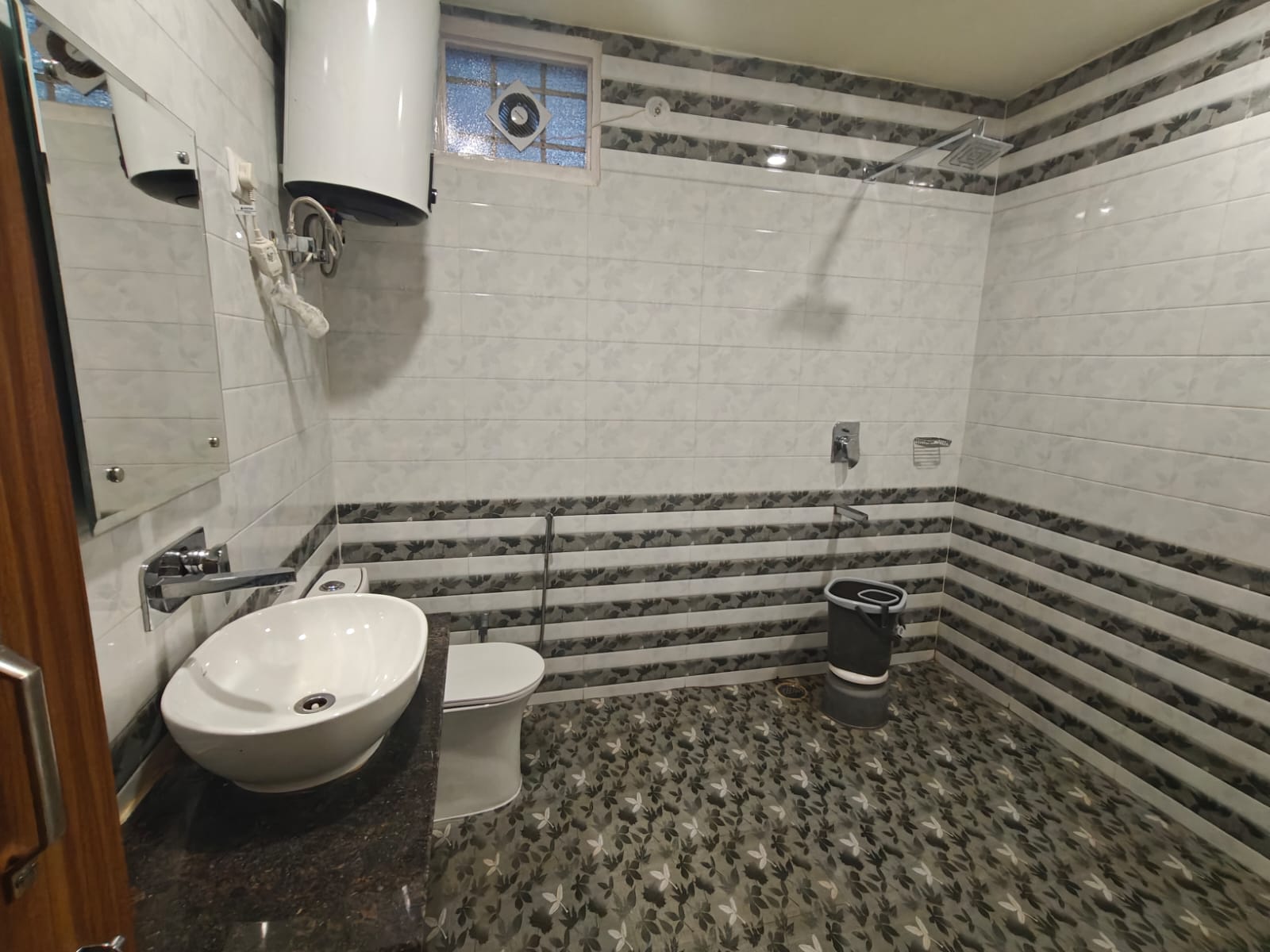 Chintpurni Deluxe Katra - Tap to explore photos