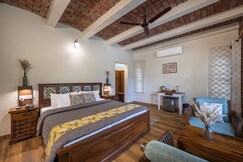 Echor Malusara Lakeview Retreat Bhimtal