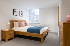 Queens Park by Viridian Apartment