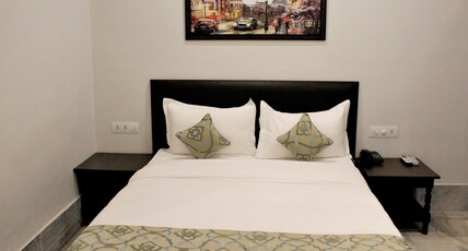 Central Hotel Room Type - Superior Double