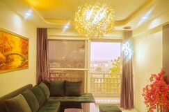 Luxury Studio near Har Ki Pauri AC Kitchen