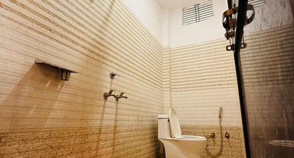 Amritt palace Near Ram Mandir Room Type - Deluxe Ac Room 