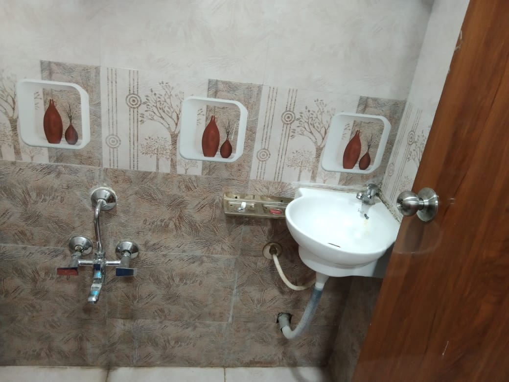 Khushbu Guest House - Tap to explore photos