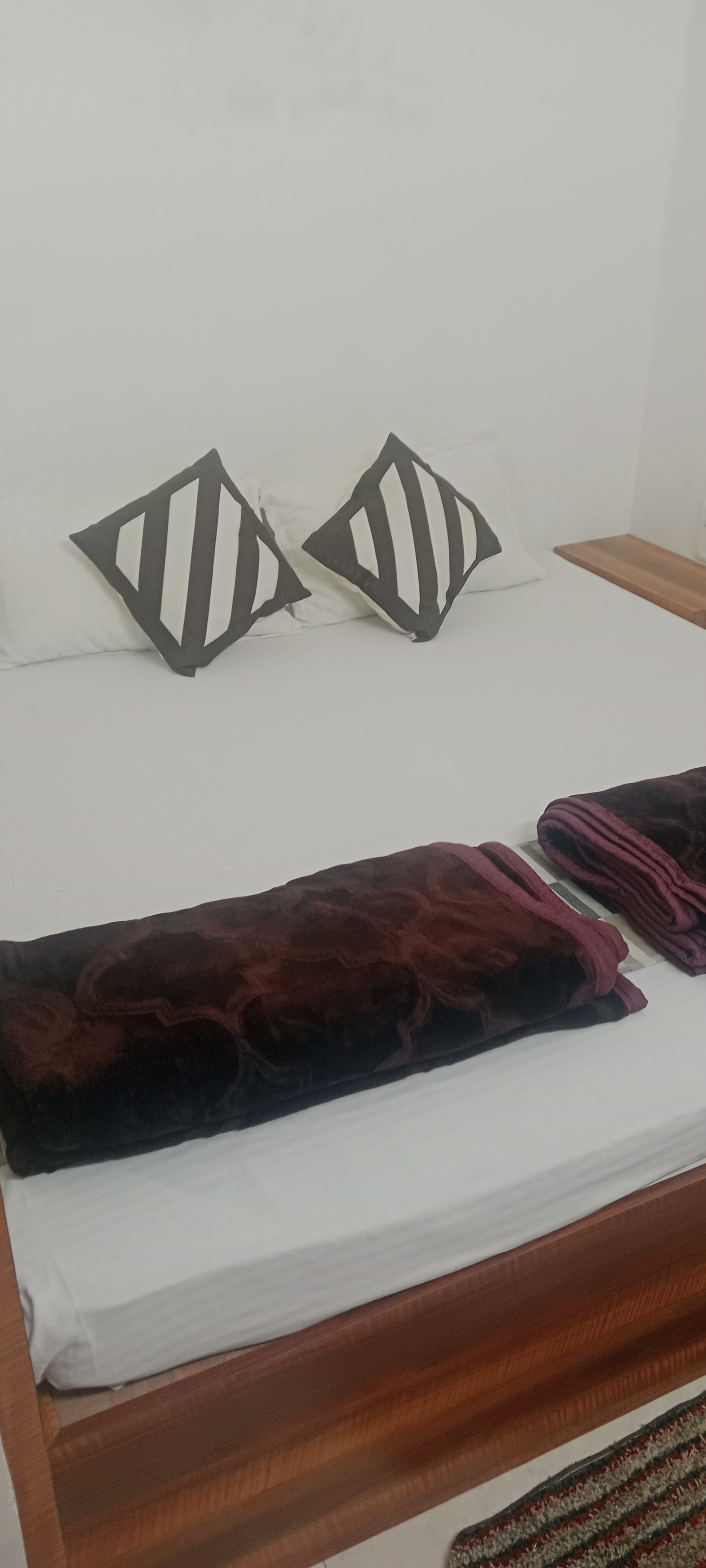 ASHUTOSH HOMESTAY - Tap to explore photos