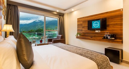 D Canal Inn - A Boutique Hotel By Denver Room Type - Premium Mountain View Room With Hot And Cold AC D Canal Inn - A Boutique Hotel By Denver Room Type - Premium Mountain View Room With Hot And Cold AC