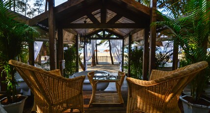 LaRiSa Resort, Morjim Room Type - Sea View Beach Cottage